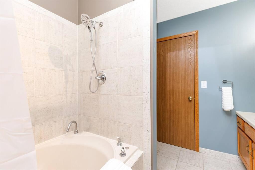 Relaxing 2Bedroom Townhome W/Playroom & Great View Galena Esterno foto